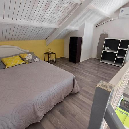 Apartamento 9 Lyly Location F3 Mezzanine Sainte-Anne Exterior foto