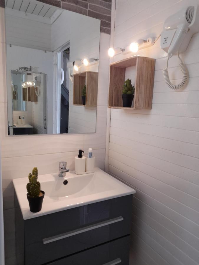 Apartamento 9 Lyly Location F3 Mezzanine Sainte-Anne Exterior foto