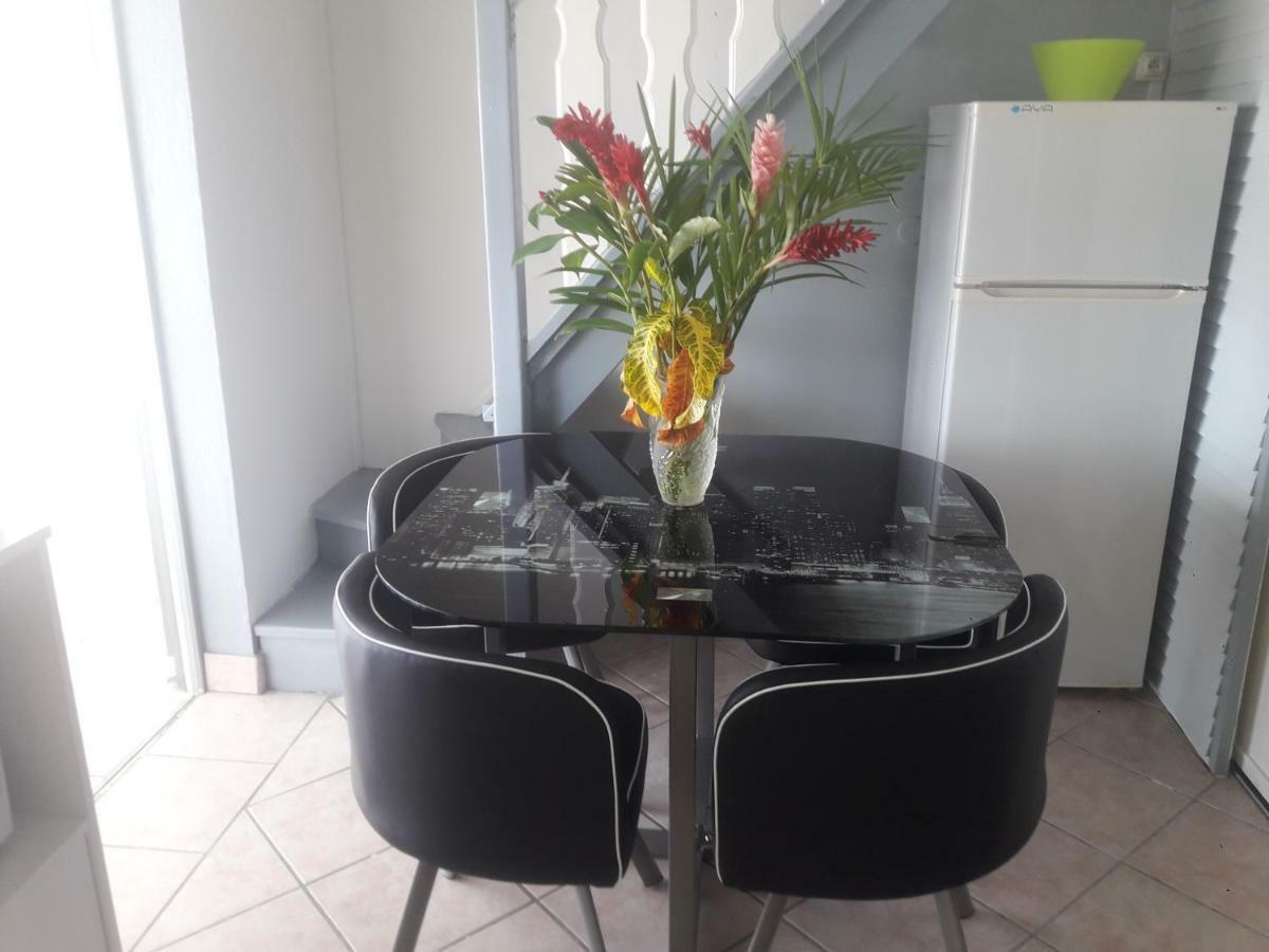 Apartamento 9 Lyly Location F3 Mezzanine Sainte-Anne Exterior foto
